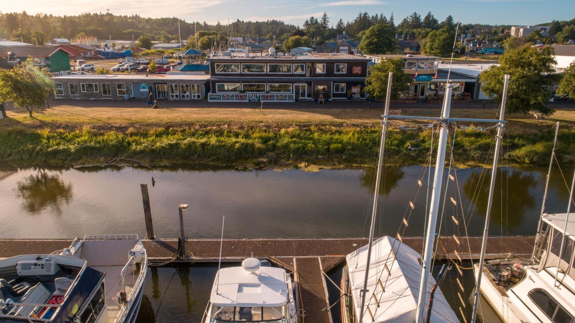 Salt & Pub Hotel Ilwaco