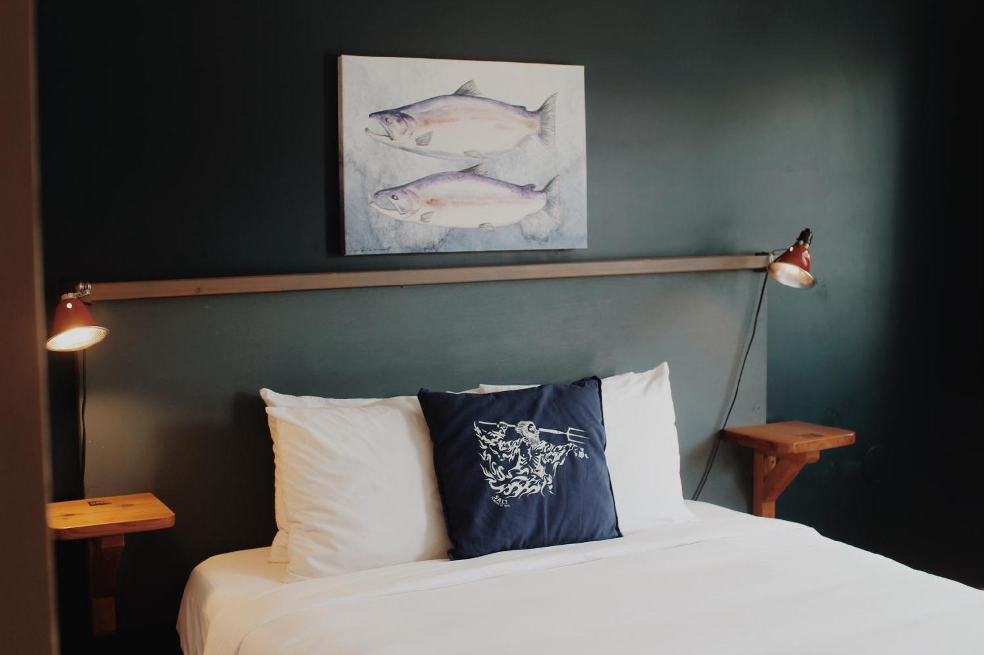 Hotel Salt & Pub